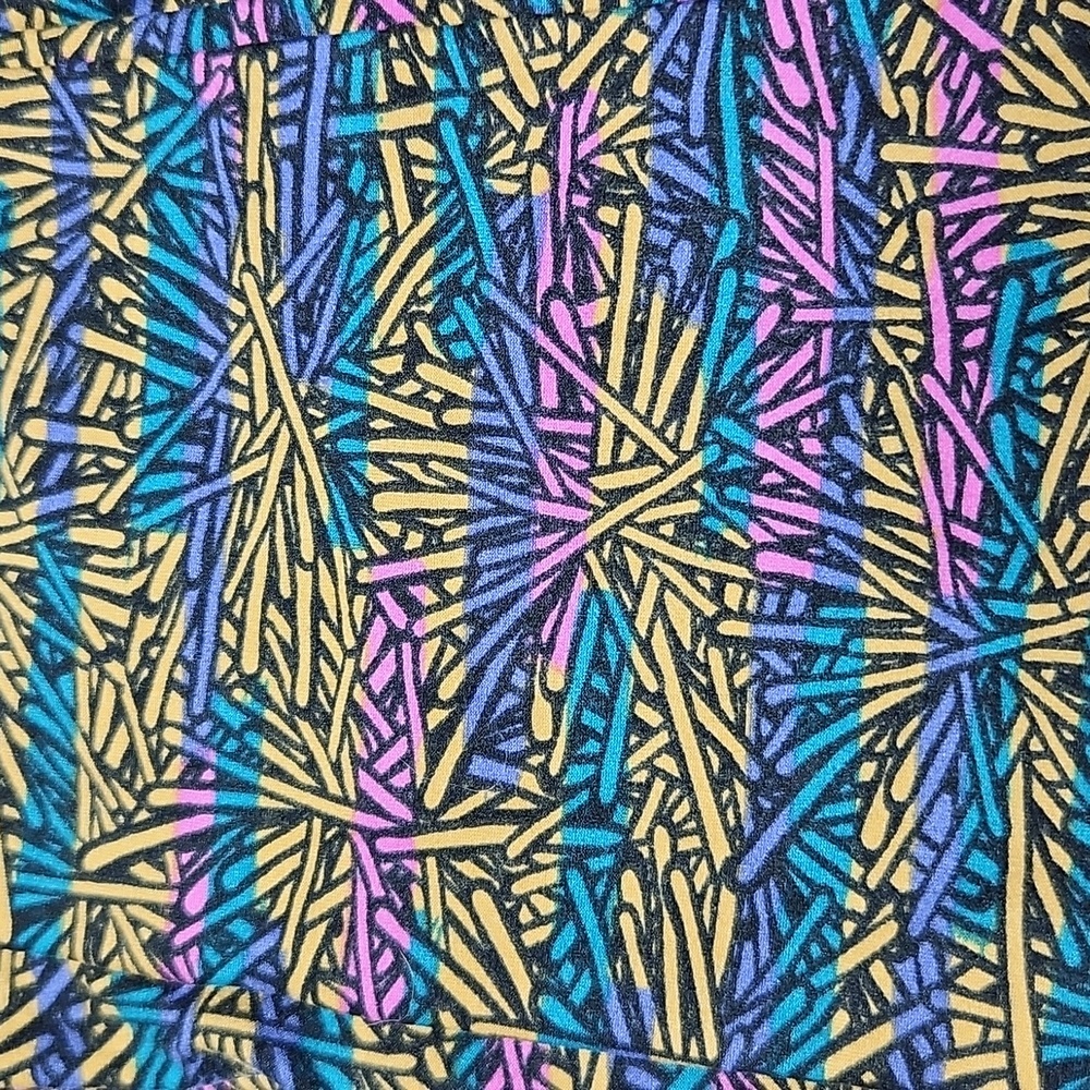 LULAROE LLR OS Patterned Buttery Soft Legging One Size